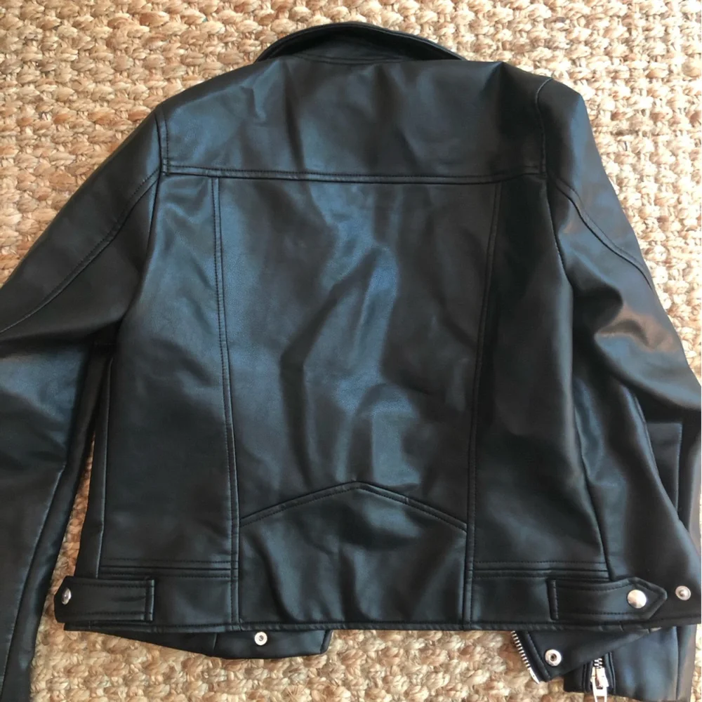 Blank NYC Vegan Moto Jacket. Size Small - Picture 7 of 15